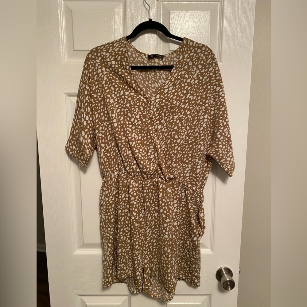 Romper with pockets